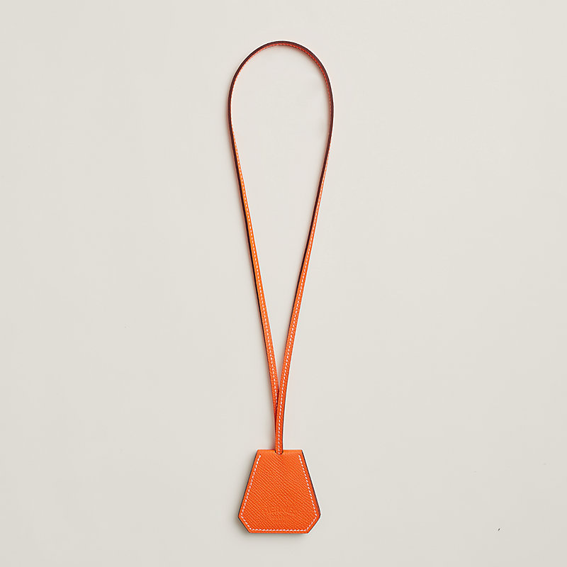 ハットクリップ 《カプシーヌ》 | Hermès - エルメス-公式サイト ハットクリップ 《カプシーヌ》 | Hermès - エルメス-公式サイト